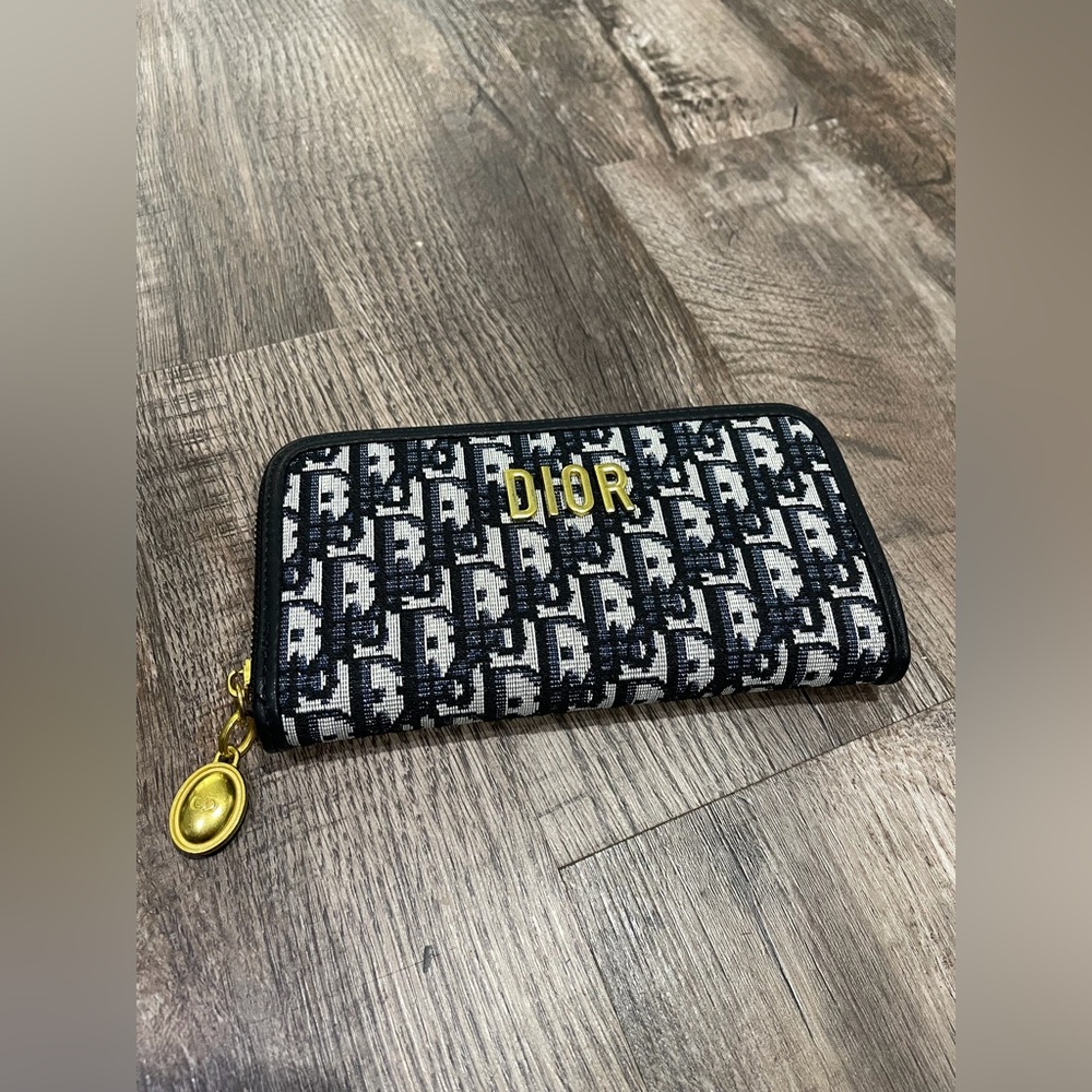 Cute Black and White Patterned Wallet